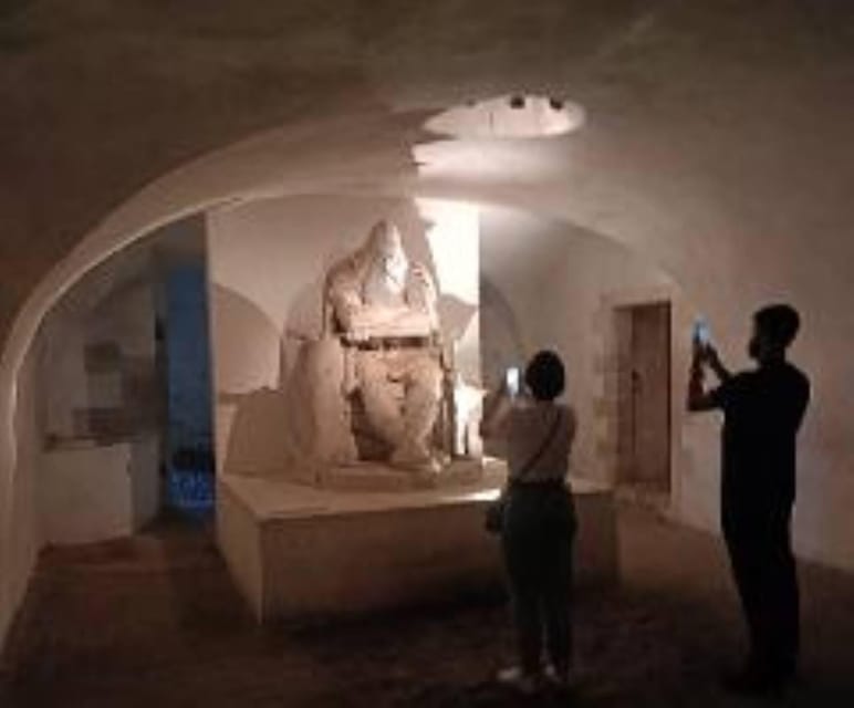 Easy Pace Tour of Kronborg Castle and Frederiksborg Palace - Frederiksborg Palace and its Renaissance rooms