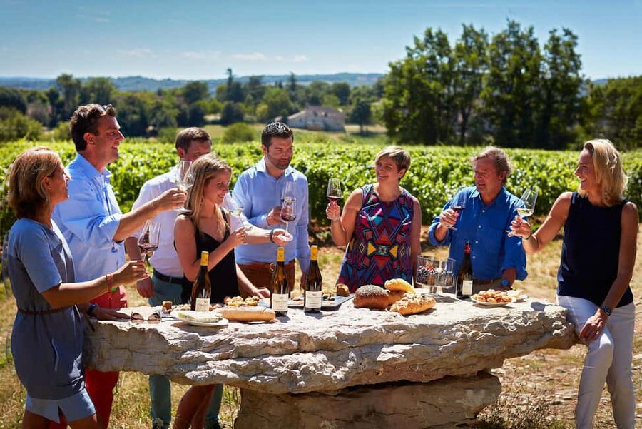 Electric scooter getaway and tasting at Château de Chamirey - Should you book the Château de Chamirey scooter getaway?