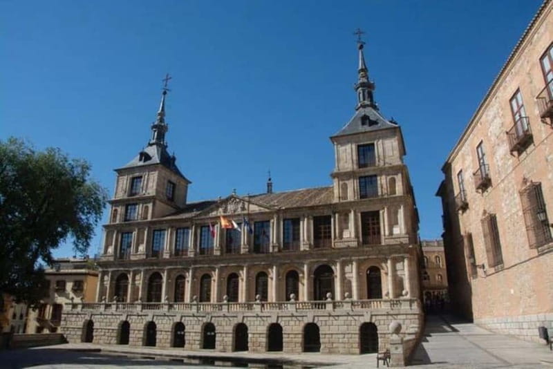 English Tour Toledo Complete with Patio-Palace House ⭐⭐⭐⭐⭐ - Guides, language, and the feel of the walk
