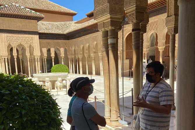 Exclusive Private Alhambra Tour with a Historian - The Alcazaba and Granada from above