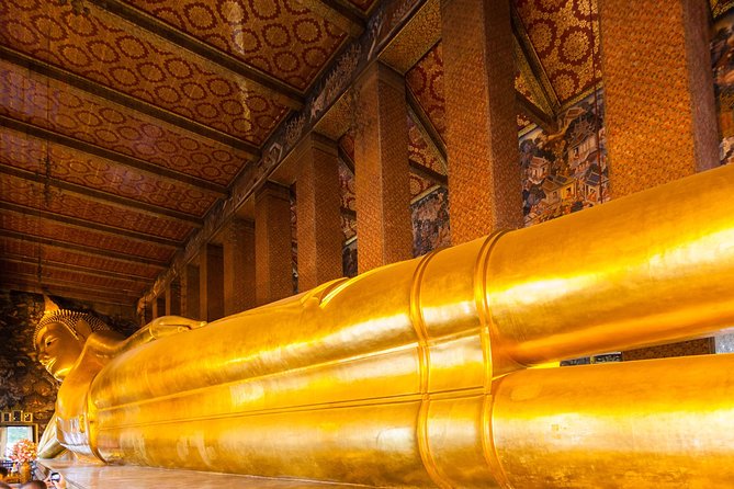 Exclusive Tour – Grand Palace, Emerald Buddha & Reclining Buddha - Why a private guide can be worth the price