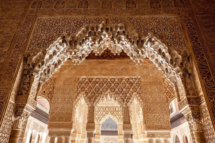 Fast-Track Alhambra & Nasrid Palaces Guided Tour - The Nasrid Palaces, the heart of the visit