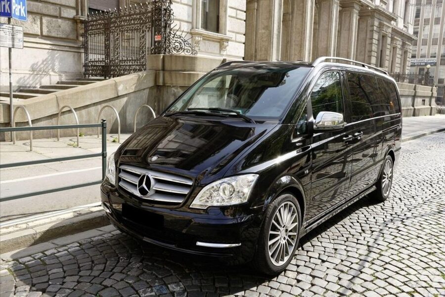 Fast-Track Amalienborg Palace Museum Copenhagen Private Tour - Key points to know before you book