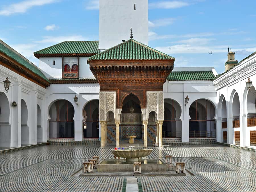 Fes: Royal Palace, Madrasa, Tannery & Souks and Medina Tour - The Mellah and Fes’s Jewish quarter