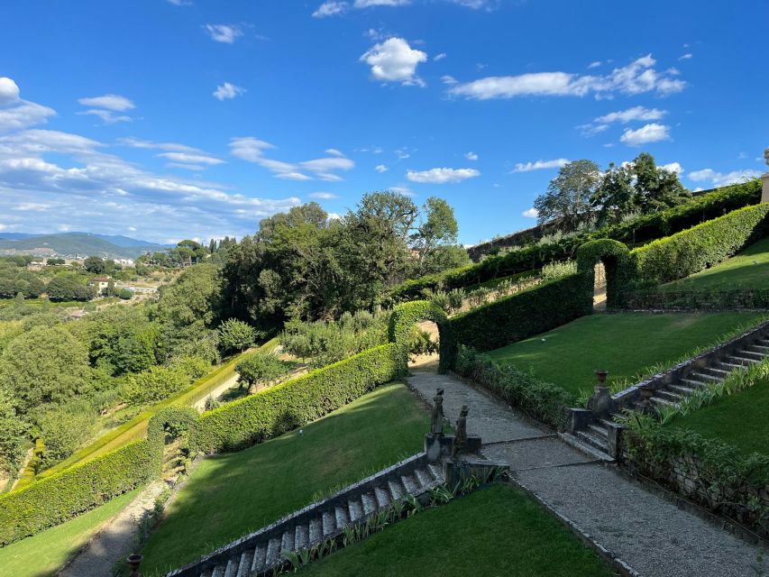Florence: David, Pitti Palace, & Gardens Combination Tickets - The meeting point and ticket handoff