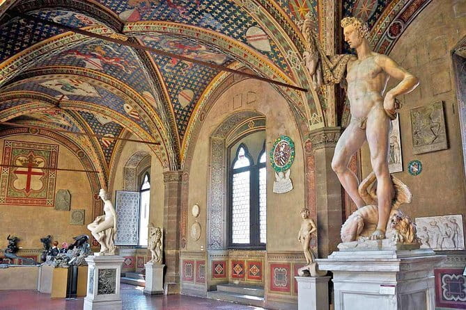 Florence Medici’s Mile Walking Tour with Pitti Palace & Boboli Gardens Ticket - What the $1,037 price means