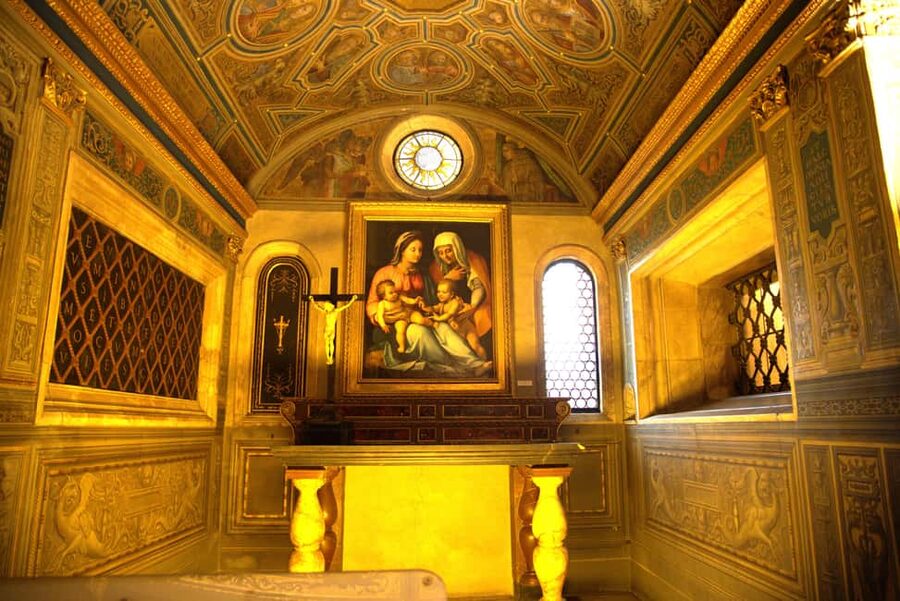 Florence: Palazzo Vecchio Entry Ticket with Audio Guide - The Medici apartments and private rooms