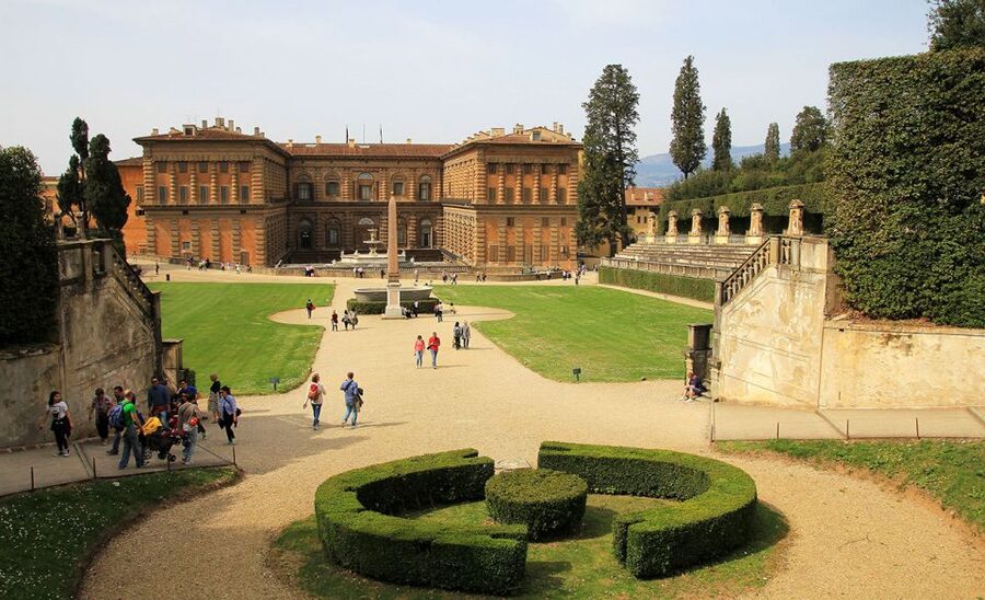 Florence: Pitti Palace and Boboli Gardens Walking Tour - The Palatine Gallery and its famous paintings