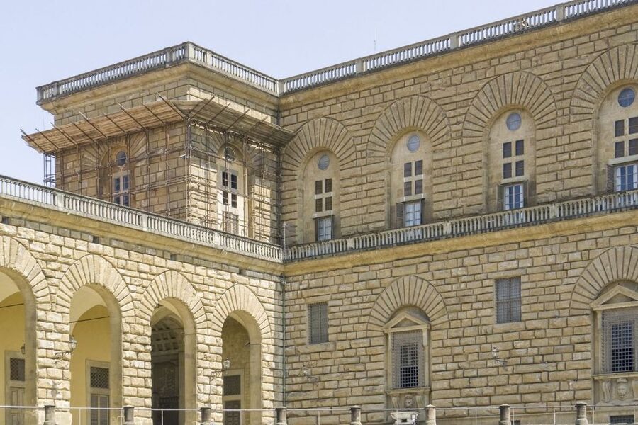 Florence: Pitti Palace Entry Ticket and Guided Walking Tour - Why Pitti Palace feels different from Florence’s other museums