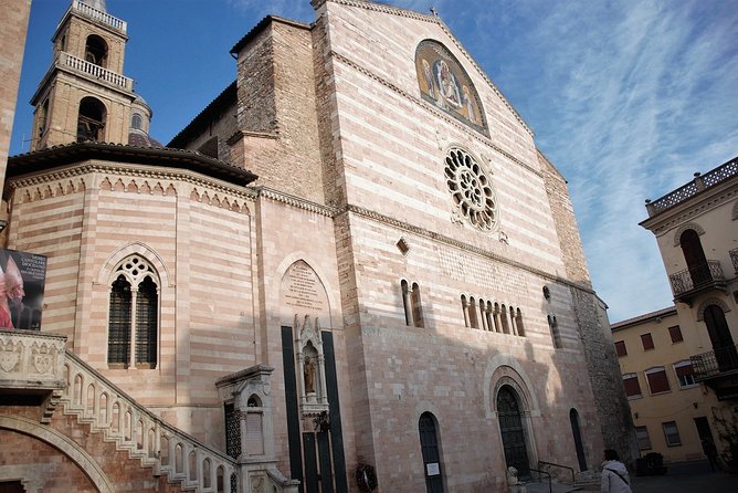 Foligno and the frescoes of Palazzo Trinci, a masterpiece of the Middle Ages – Private Tour - A two-hour schedule keeps the experience focused