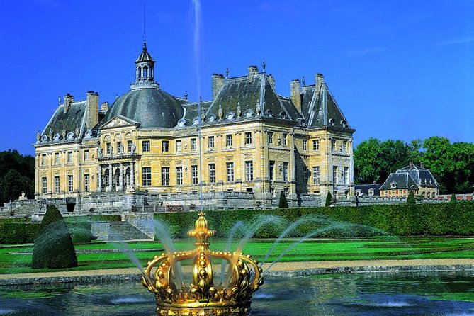 Fontainebleau and Vaux le Vicomte Chateaux Day Trip from Paris - Allow time for Fontainebleau’s outdoor spaces
