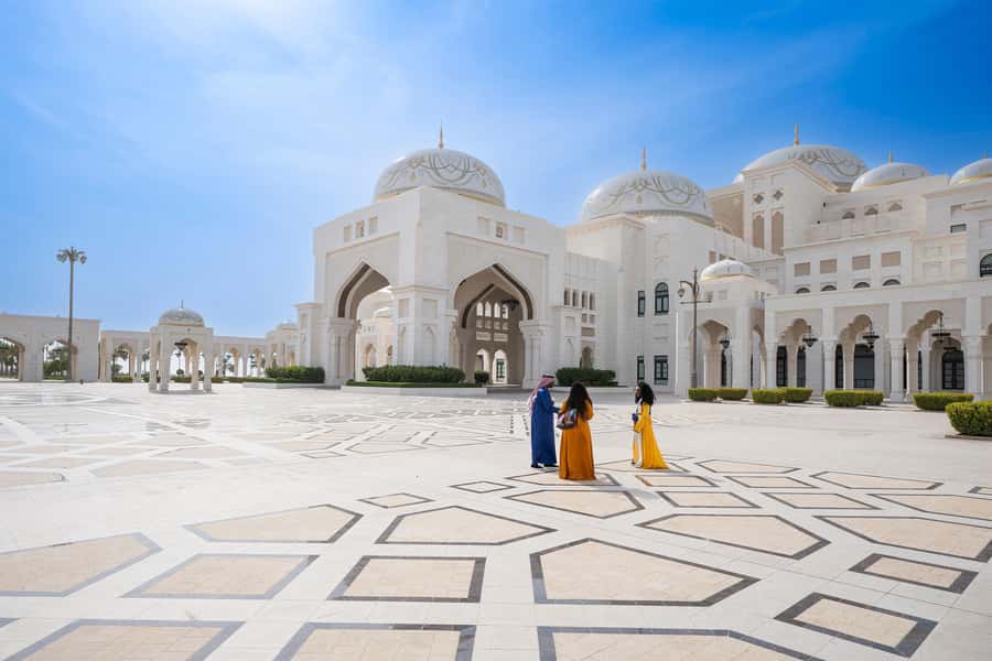 From Abu Dhabi: Grand Mosque, Royal Palace& Heritage Village - Heritage Village gives you a quick look at older Abu Dhabi