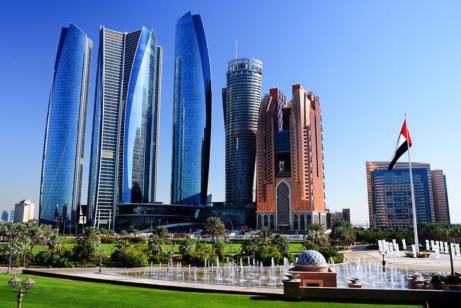 From Abu Dhabi: Sheikh Zayed Mosque, Royal Palace & Etihad Tower - Qasr Al Watan: grand rooms and self-guided time