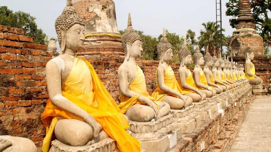 From Bangkok: Ayutthaya Temples Tour with Bang Pa-In Palace - From Bangkok to the royal grounds at Bang Pa-In