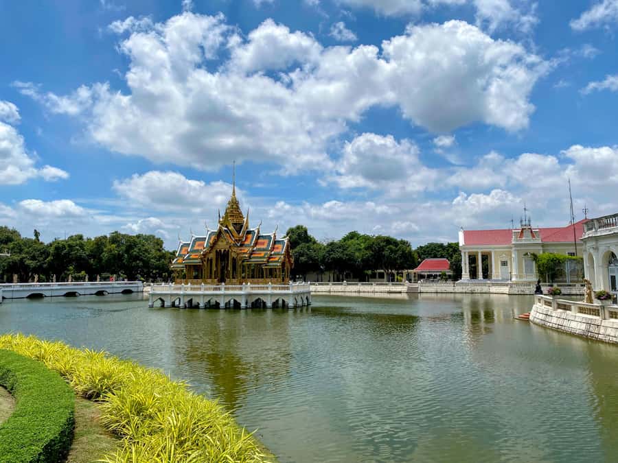 From Bangkok: Ayutthaya Temples Tour with Bang Pa-In Palace - Ayothaya Floating Market and a local meal