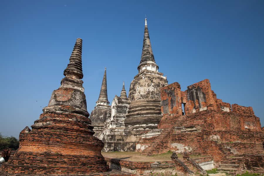 From Bangkok: Private Tour to Ayutthaya & Summer Palace - Wat Phu Khao Thong and the first Ayutthaya views