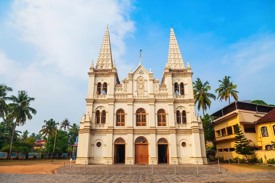 From Cochin: Fort Kochi Same Day Tour with Dutch Palace - St. Francis Church and the story of Vasco da Gama