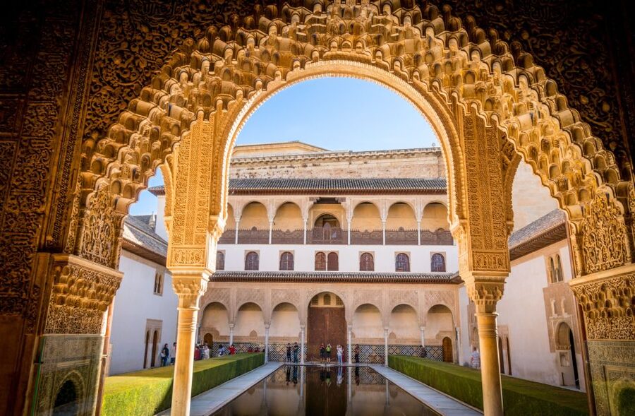 From Costa del Sol: Granada, Alhambra + Nasrid Palaces Tour - How much walking should you expect?