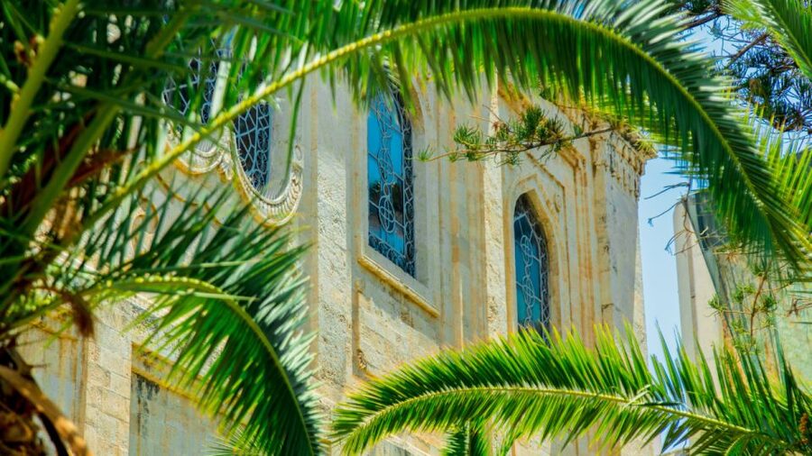 From Heraklion: Historical Center City Tour & Knossos Palace - Heraklion’s old town and Venetian Harbor