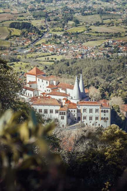 From Lisbon: Sintra Half-Day Tour with Pena Palace Tickets - Why this half-day trip works well from Lisbon