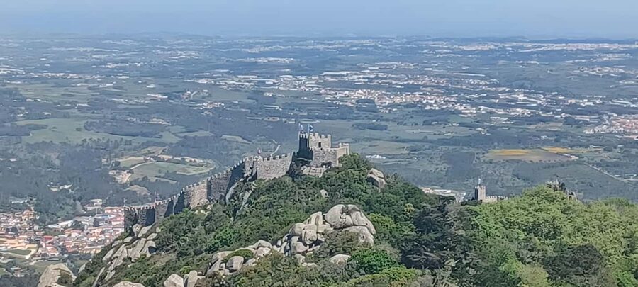 From Lisbon: Tour to Pena Palace, Sintra, and Cascais - Quick views of Sintra Palace, Regaleira, and Biester