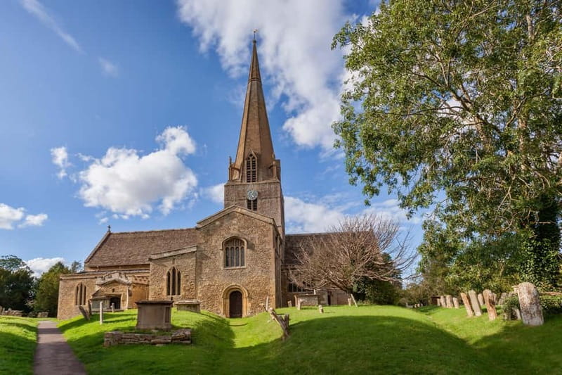 From London: Cotswolds, Blenheim Palace & Downton Abbey - Who should book this tour?
