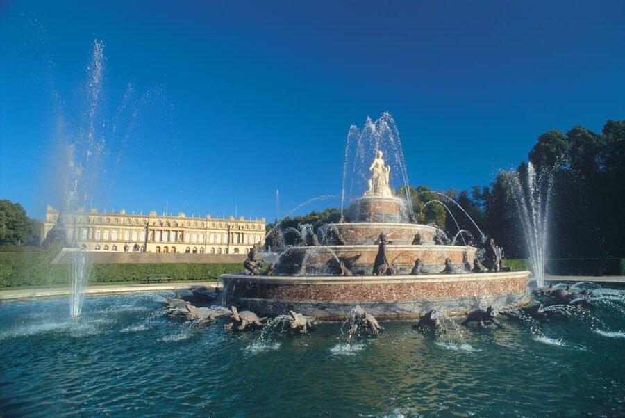 From Munich: Herrenchiemsee Palace and Boat Trip Day-Tour - Who should take this Chiemsee day trip?