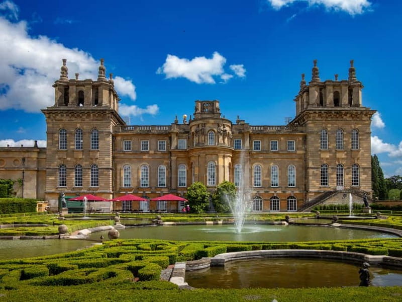 From Oxford: Churchill Tour to Blenheim Palace & his grave. - Key points at a glance