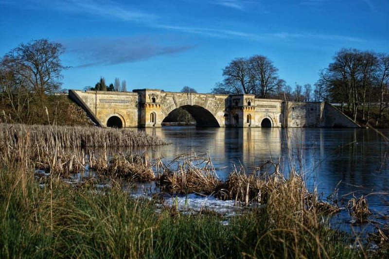 From Oxford: Churchill Tour to Blenheim Palace & his grave. - What the $403 group price really covers