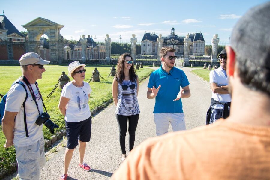 From Paris: Chateau de Fontainebleau & Vaux-Le-Vicomte Tour - Key points to know before you book
