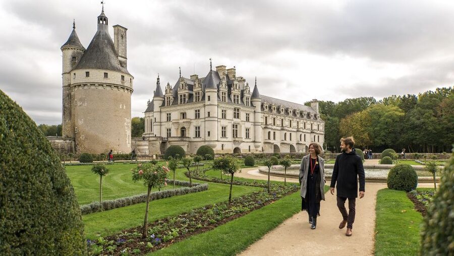 From Paris: Full-Day Loire Valley Chateaux Tour - Should You Book the Loire Valley Château Tour?