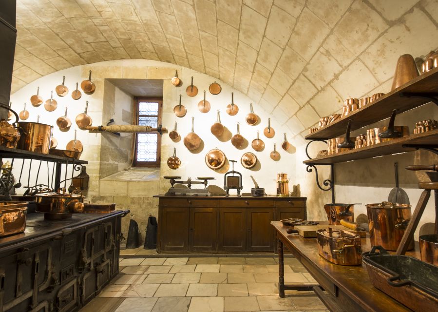 From Paris: Full-Day Loire Valley Chateaux Tour - Practical Ways to Make the Day Better