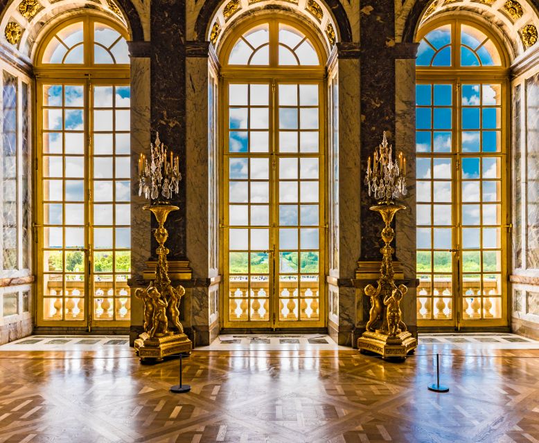 From Paris: Giverny and Versailles Palace Guided Day Trip - Versailles gardens: room to breathe