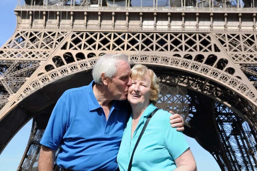From Paris: Private Day Tour to Fontainebleau Palace - Price, extras, and the value of a private car
