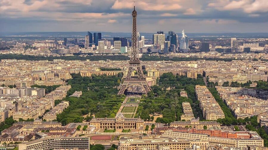 From Paris: Private Day Tour to Fontainebleau Palace - Who will enjoy this outing most
