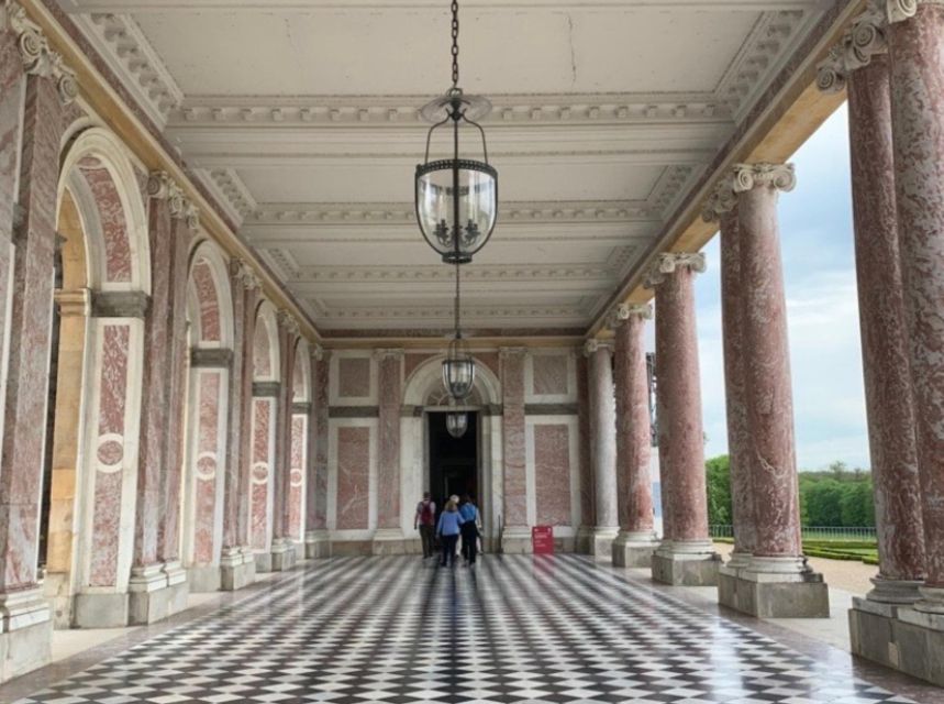 From Paris: Versailles Bike Tour with Gardens & Palace Entry - Grand Trianon and Petit Trianon