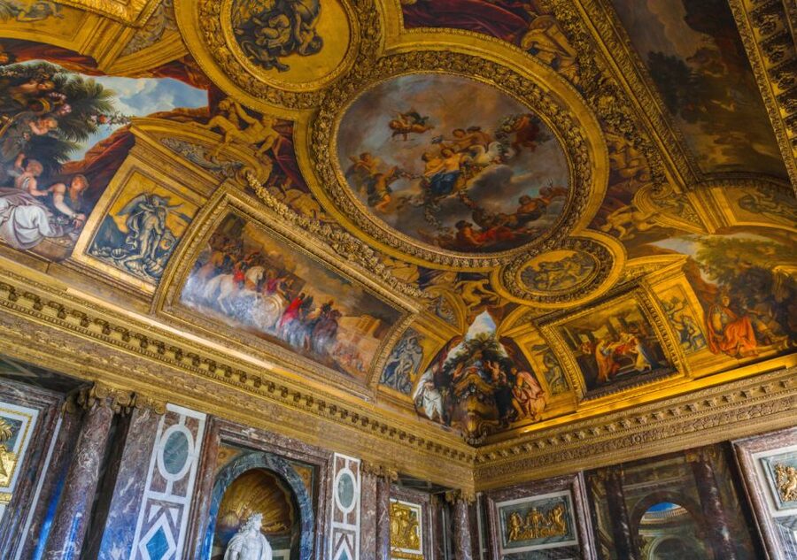 From Paris: Versailles Palace and Gardens Guided Day Trip - Getting from Paris to Versailles without fuss