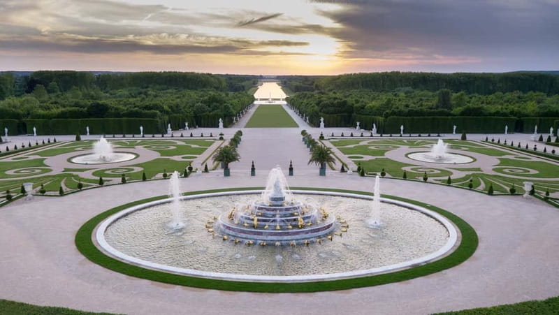 From Paris: Versailles Palace and Gardens with Transfer - André Le Nôtre’s gardens and the long walk beyond