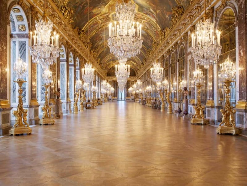 From Paris: Versailles Palace and Gardens with Transfer - The bus ride from Paris to Versailles