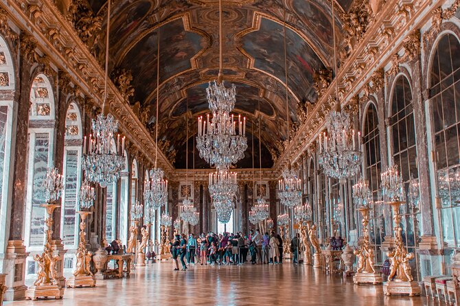 From Paris: Versailles Palace Live Tour with Gardens Access - Three hours in the gardens