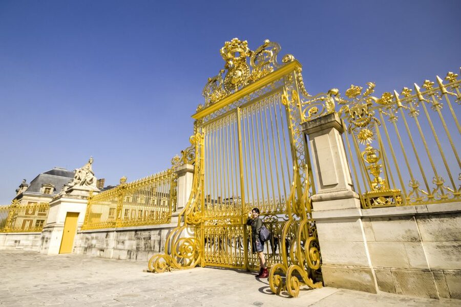 From Paris: Versailles Palace Self Guided & Gardens tickets - Why the bus from Paris is worth paying for
