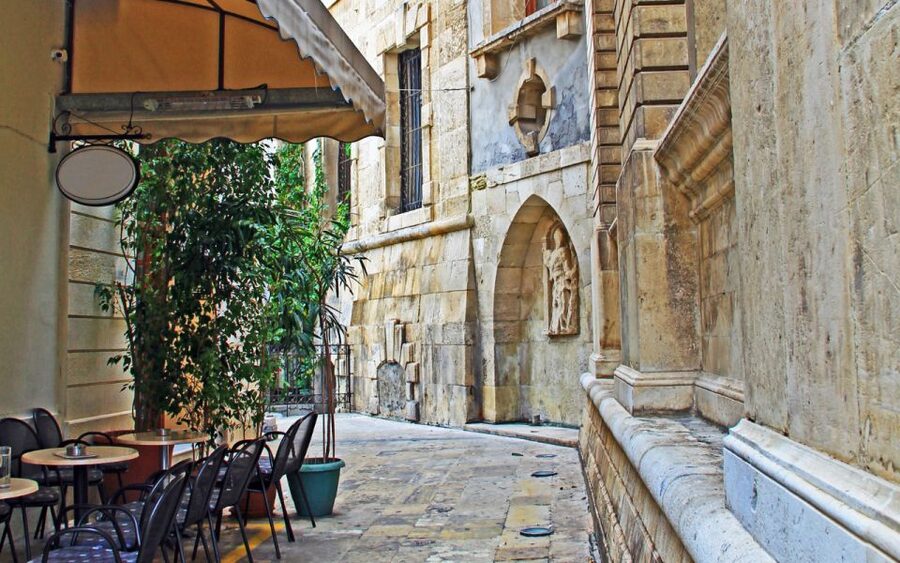 From Rethymnon: Day Trip to Knossos Palace & Heraklion City - Three hours in Heraklion