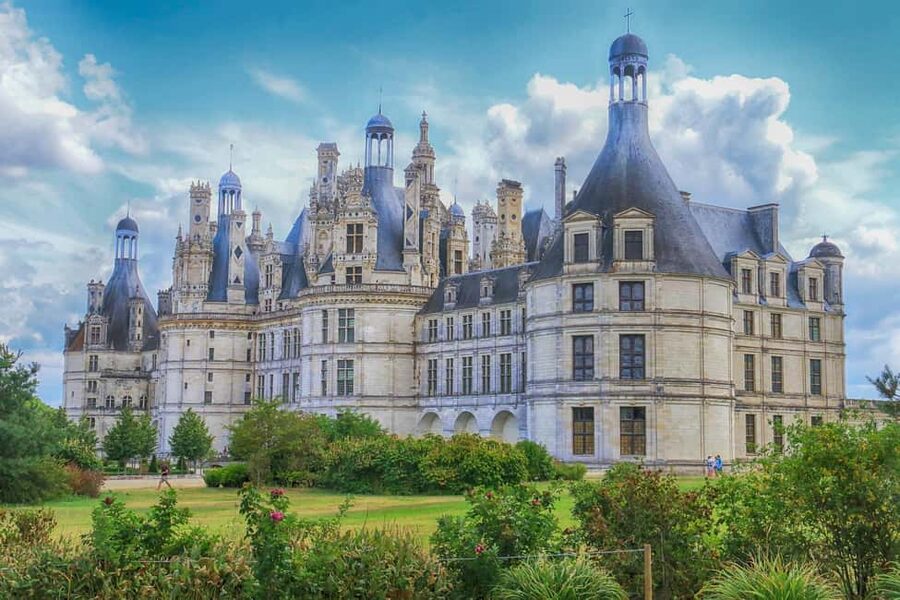 From Tours/Amboise: Chenonceau & Chambord Chateaux Day Trip - Two Loire castles, one packed nine-hour day