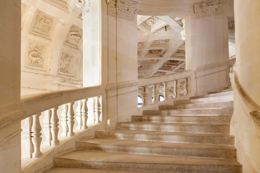 From Tours/Amboise: Chenonceau & Chambord Chateaux Day Trip - Chambord and the famous double helix staircase