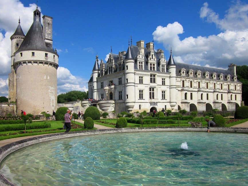 From Tours/Amboise: Chenonceau & Chambord Chateaux Day Trip - Should you book Chenonceau and Chambord in one day?