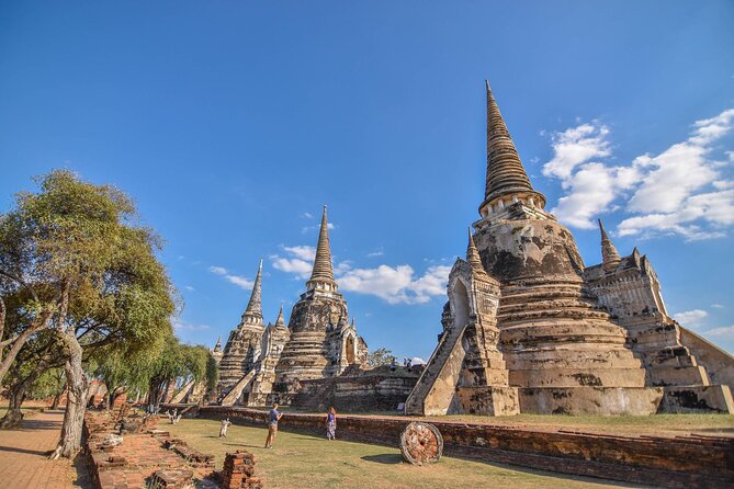 Full-Day Private Ayutthaya and Bang Pa-In Summer Palace from Bangkok - Wihan Phra Mongkhon Bophit and the Final Temple Stop