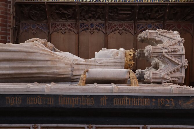 Full-Day Tour; Castle, Palace & Cathedral, Winter(JAN-MAR) - Roskilde Cathedral and Denmark’s royal tombs