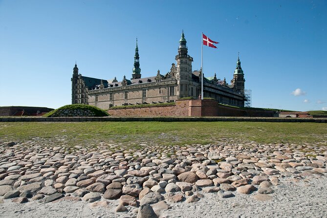 Full-Day Tour; Castle, Palace & Cathedral, Winter(JAN-MAR) - Who gets the best value from this tour