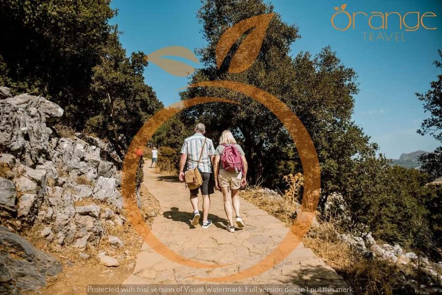 Full-Day Tour:Lasithi Plateau -Mythology Park&Knossos Palace - Panagia Kera Kardiotissa Monastery and the €2 decision