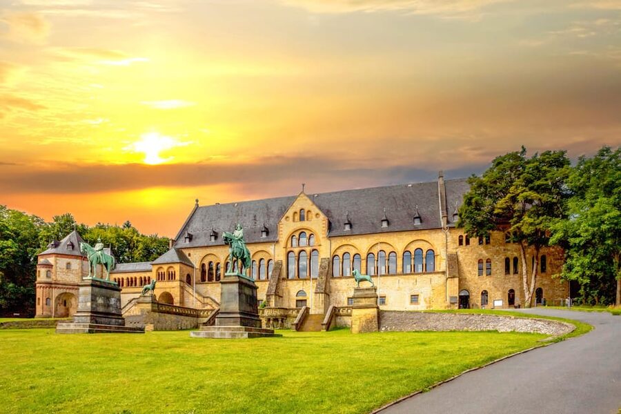 Goslar: Führung durch die Kaiserpfalz - Entering Goslar’s Imperial Palace
